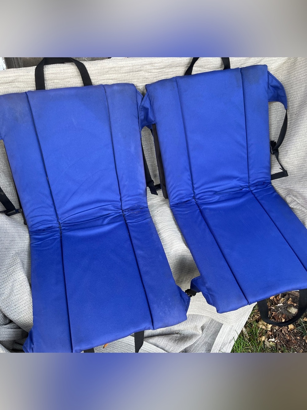 Insul-Seat Portable Folding Stadium Chair with Backrest (set of 2 / blue). Set